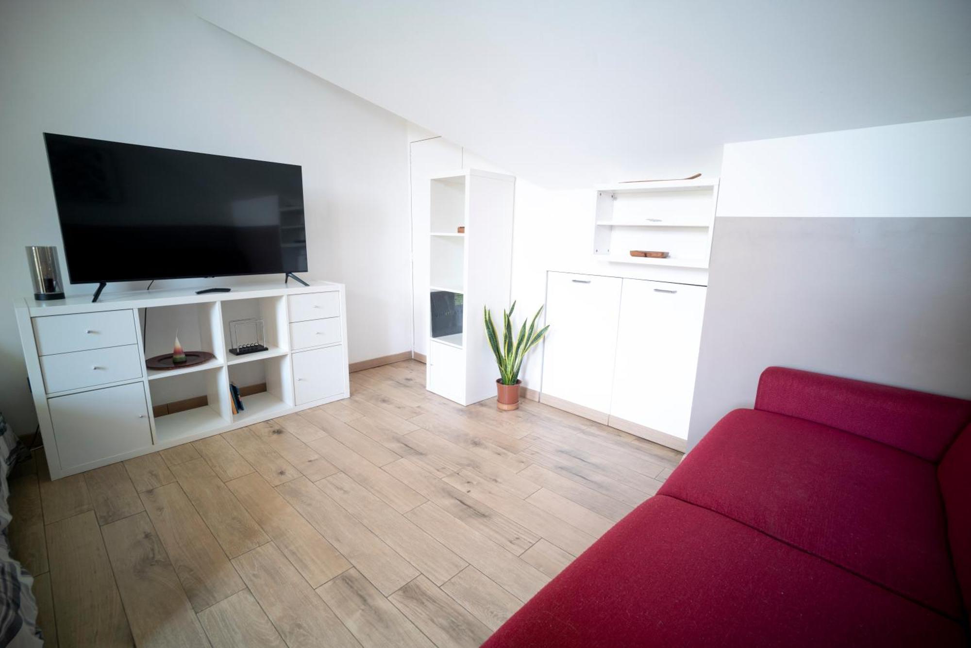 Flat With Terrace Close To Forum And Milanofiori Metro 阿萨哥 外观 照片