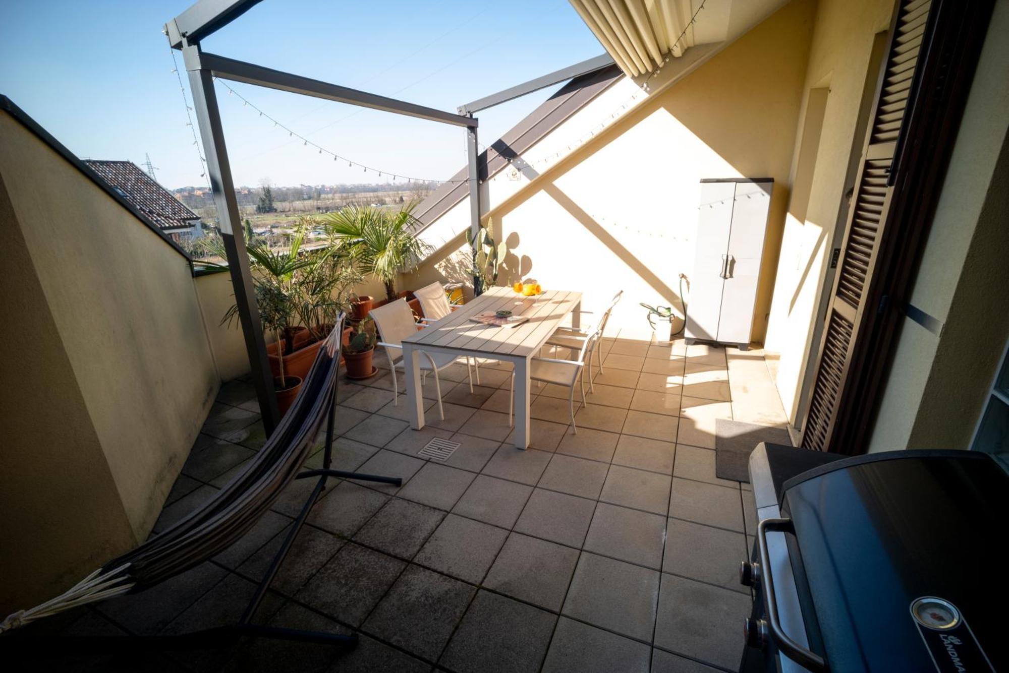 Flat With Terrace Close To Forum And Milanofiori Metro 阿萨哥 外观 照片