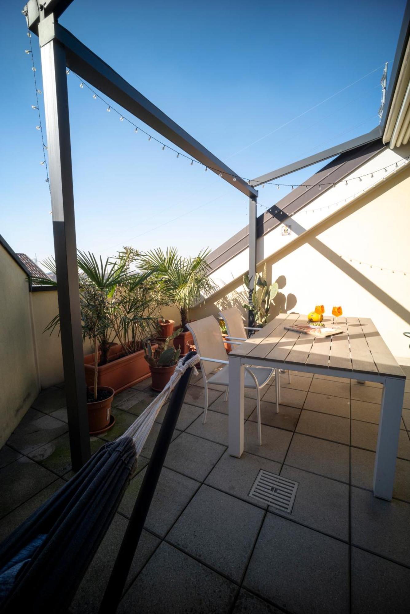 Flat With Terrace Close To Forum And Milanofiori Metro 阿萨哥 外观 照片